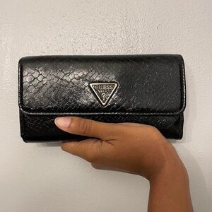 GUESS Black Textured Logo Wallet